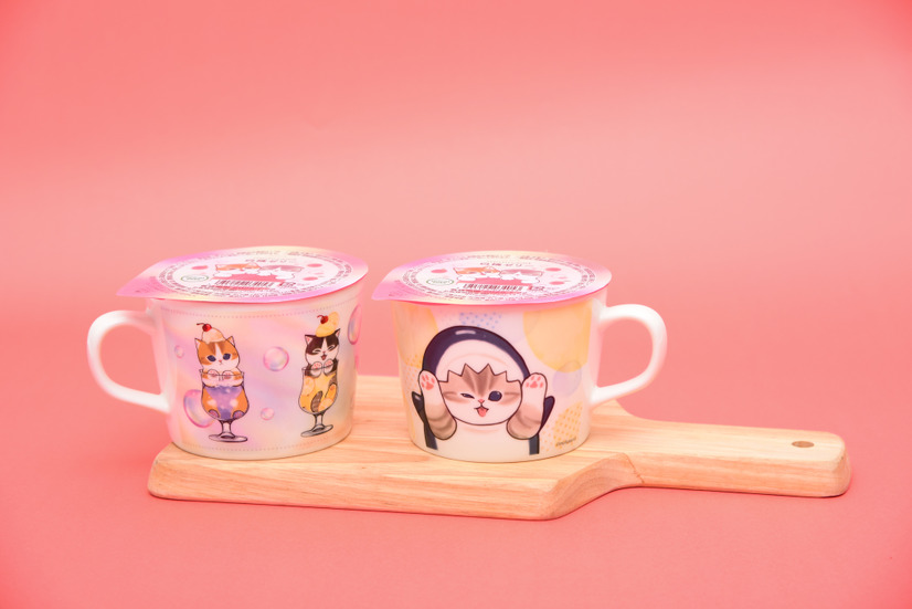 mofusand マグ＆白桃ゼリー　846円（税込930円）