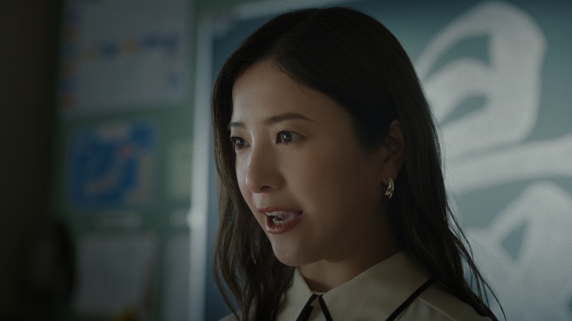 吉高由里子が出演する新TVCM J:COM MOBILE「瓦割」篇
