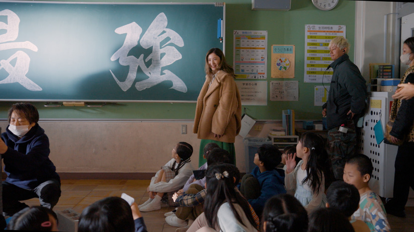 吉高由里子が出演する新TVCM J:COM MOBILE「瓦割」篇　メイキング・インタビュー