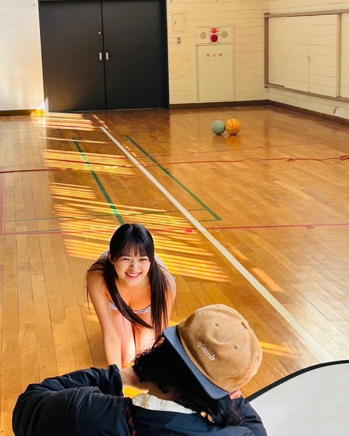 小森香乃（写真は小森香乃の公式インスタグラムから）※所属事務所に掲載許諾をもらってます