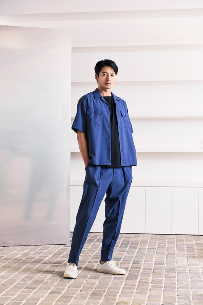 俳優の向井理を起用した「D’URBAN」の新ビジュアル