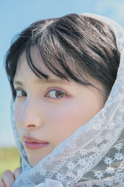 菅田愛貴1st写真集「すのあき」(C)SDP