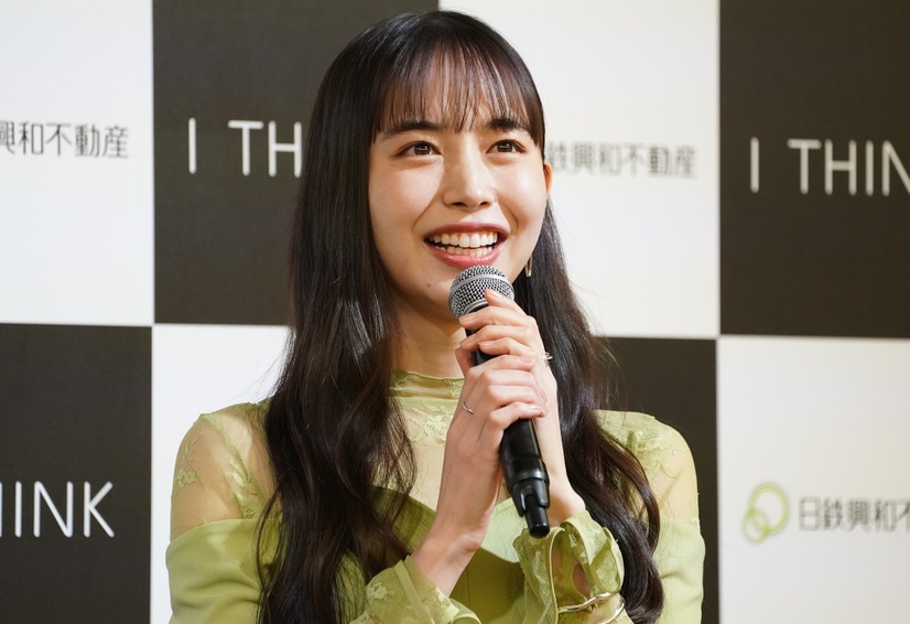 井桁弘恵【写真：竹内みちまろ】
