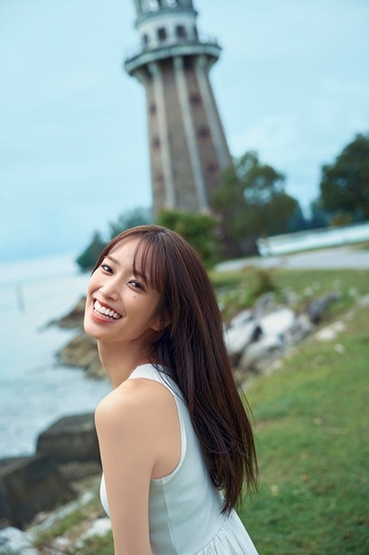 日向坂 46佐々木久美 1st 写真集「めくる日々」（撮影／藤原宏）