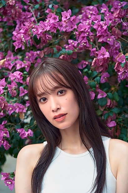 日向坂 46佐々木久美 1st 写真集「めくる日々」（撮影／藤原宏）