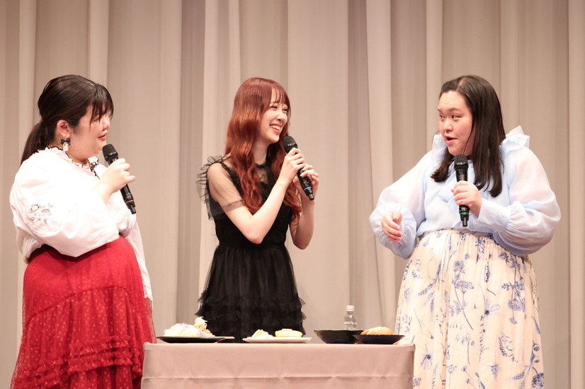（左から）あんり、堀未央奈、田辺智加　（C）藤川よつ葉・うえののの／集英社　フジテレビ