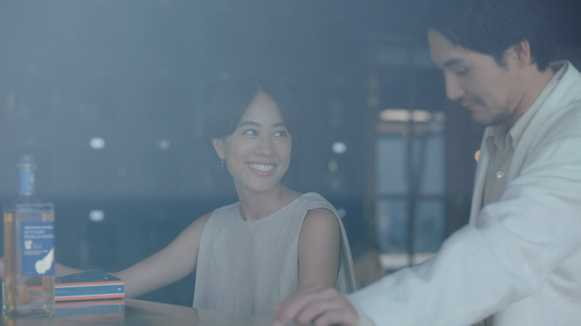 SUNTORY WORLD WHISKY『碧Ao』の新TVCM「世界のどこかで。」篇