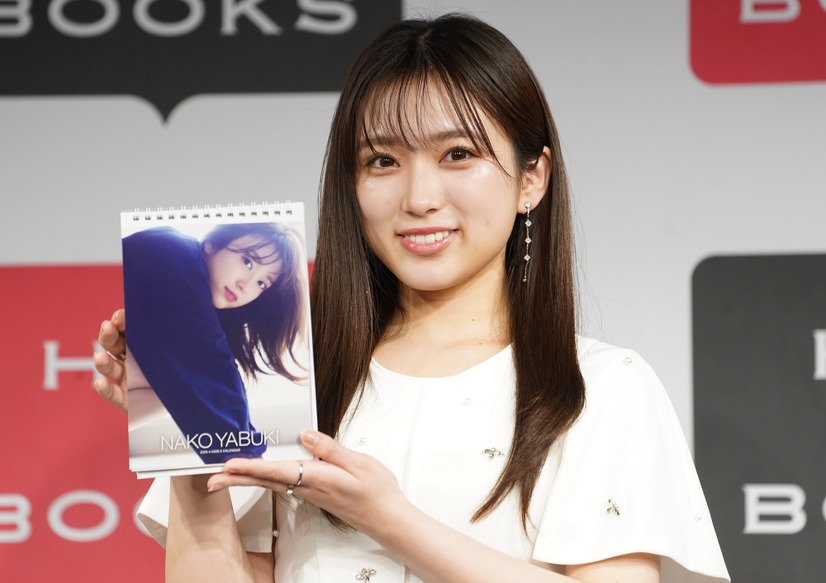 矢吹奈子【写真：竹内みちまろ】