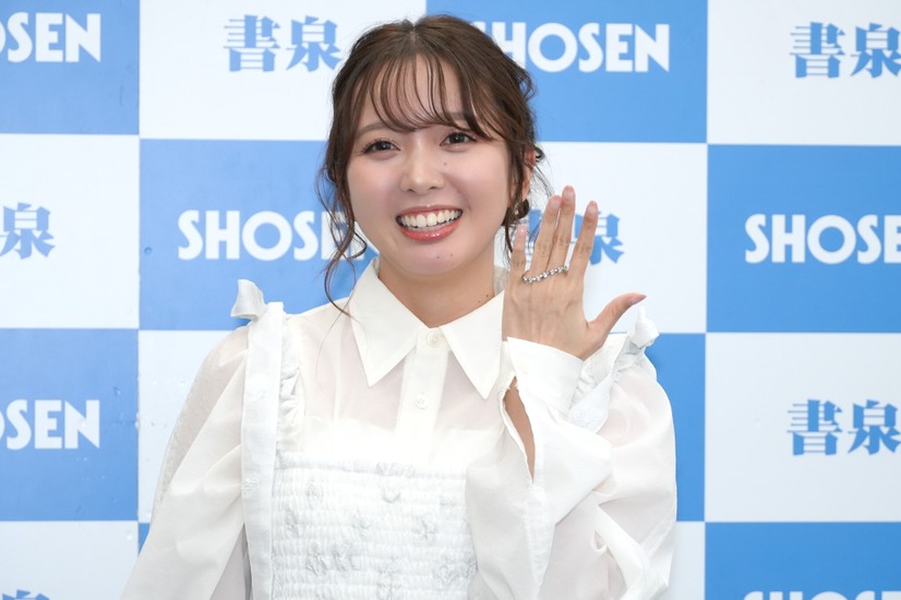 石田みなみ【撮影：小宮山あきの】