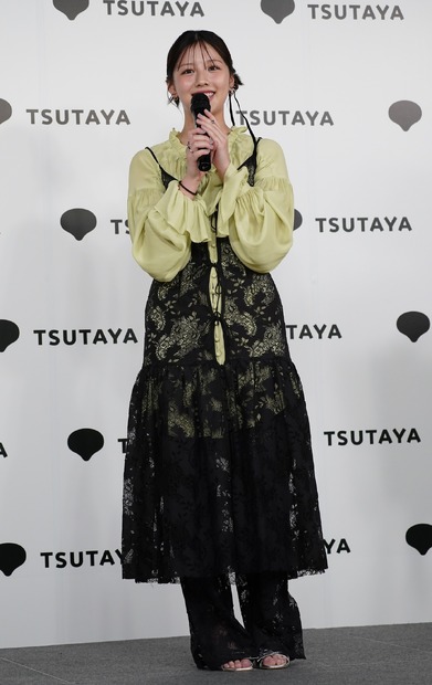 渡邉美穂【写真：竹内みちまろ】