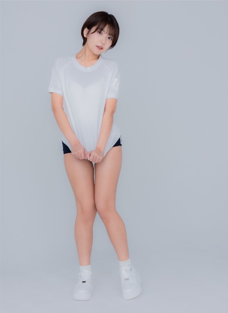 佐々木萌香の新作デジタル写真集『leotard girl』　（C）2025 As.