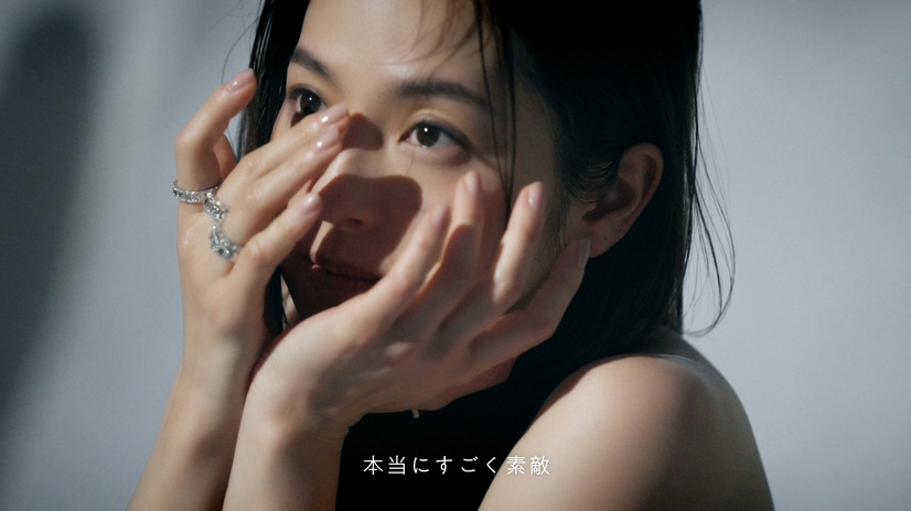 「和光／WAKO」のファッションミューズに就任した中村アン