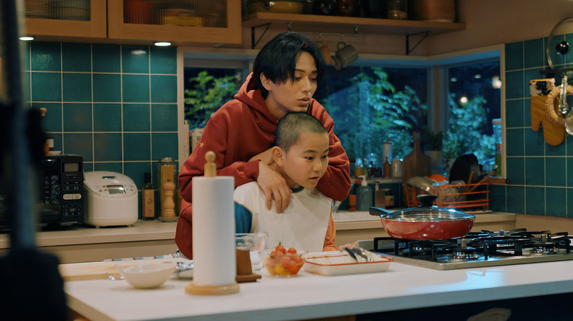 「AJINOMOTO BRANDギョーザ」の新TVCM「ラス1」篇