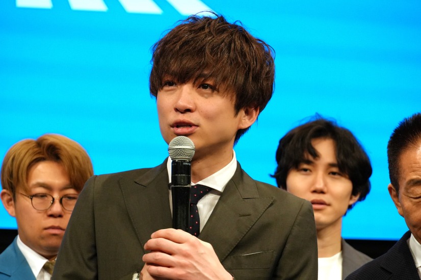 アインシュタイン・河井ゆずる【撮影：小宮山あきの】