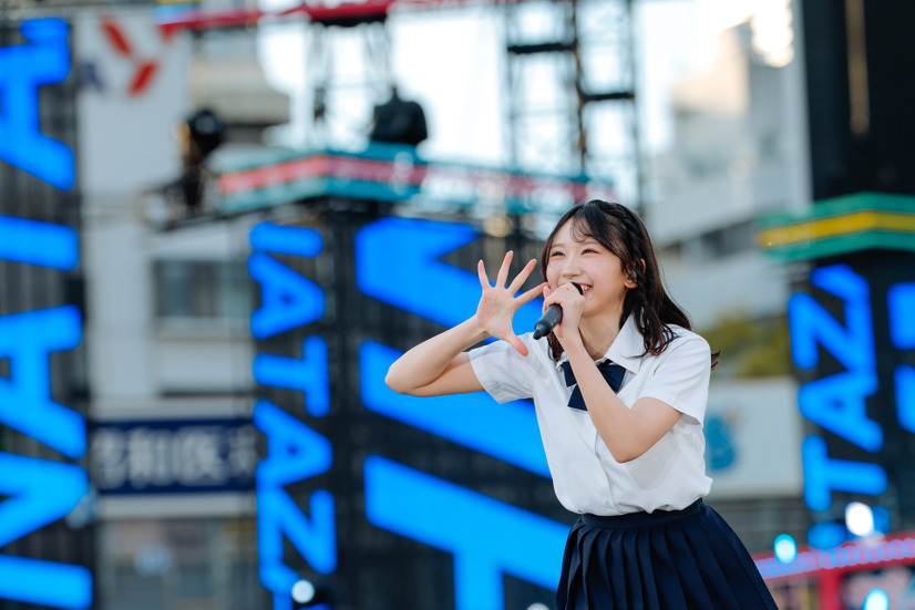 「6回目のひな誕祭」ライブ写真　撮影：上山陽介