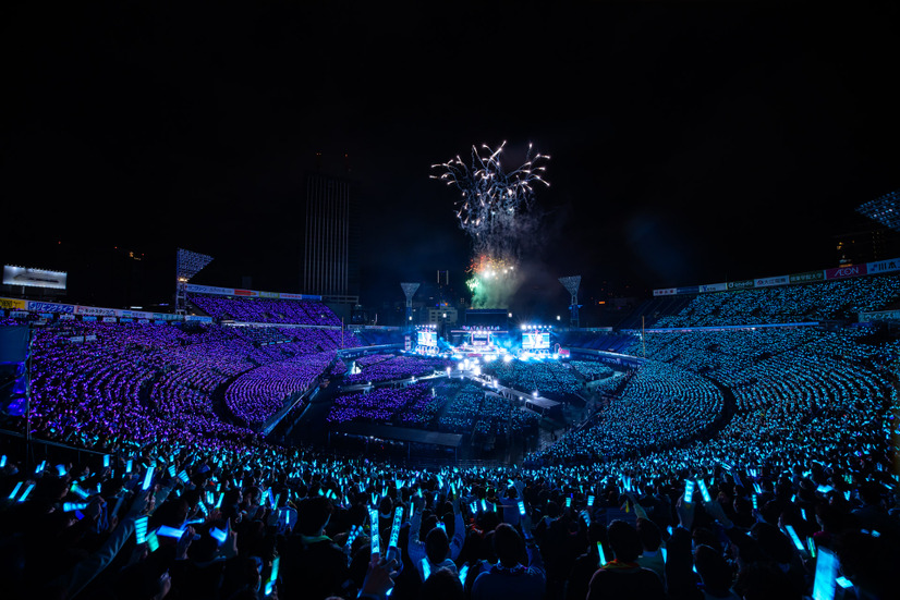 「6回目のひな誕祭」ライブ写真　撮影：上山陽介