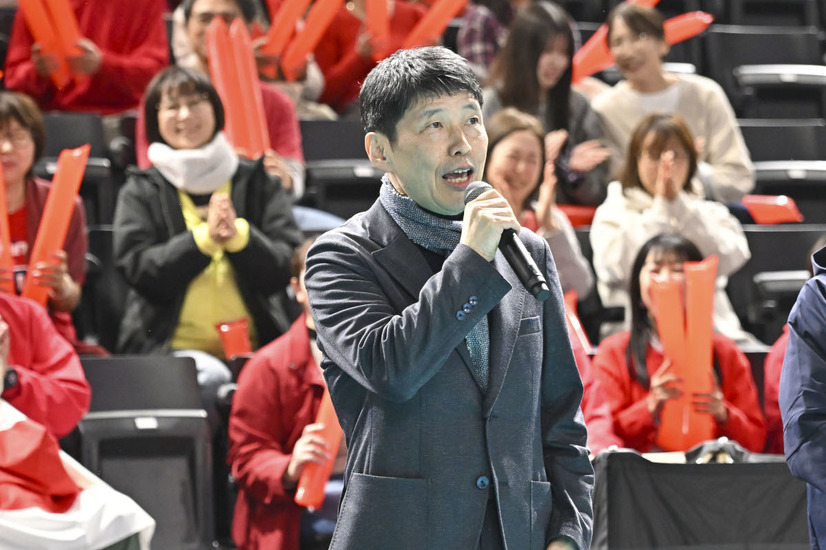 日曜劇場『キャスター』　(C)TBS