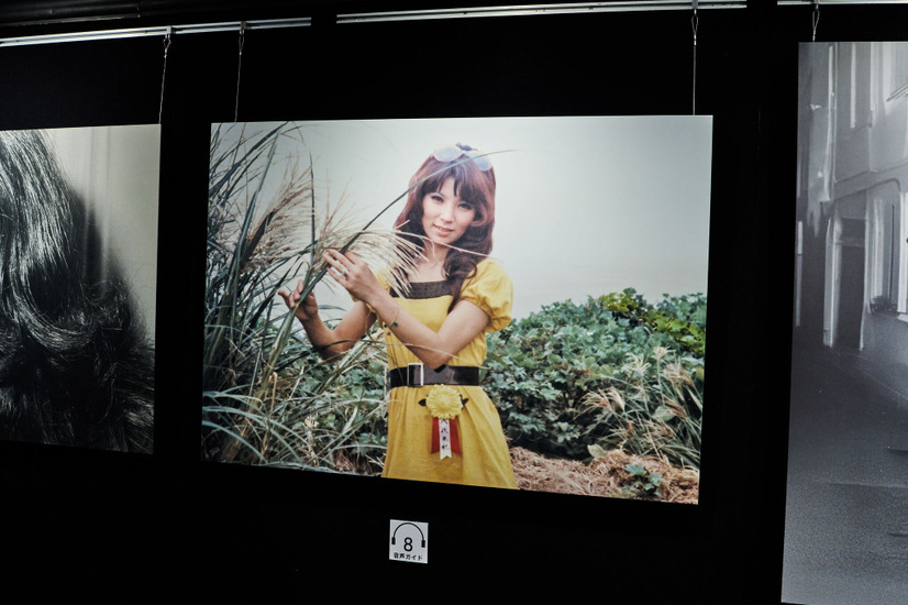 八代亜紀さんの回顧展「生きる～ありがとう・・・これからも～」