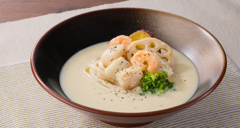 濃厚クリーミーな 「ランチ海鮮ごろっと白いカレーうどん」１,１９０円（税込１,３０９円）