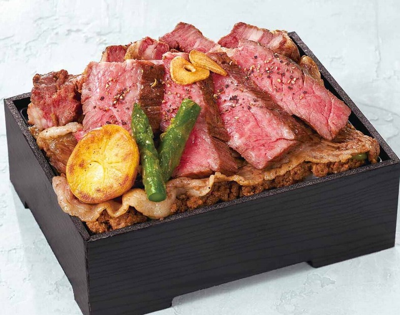 ［札幌］金獅子精肉店／北海道産和牛４種ミルフィーユステーキ弁当（１折）3,240円