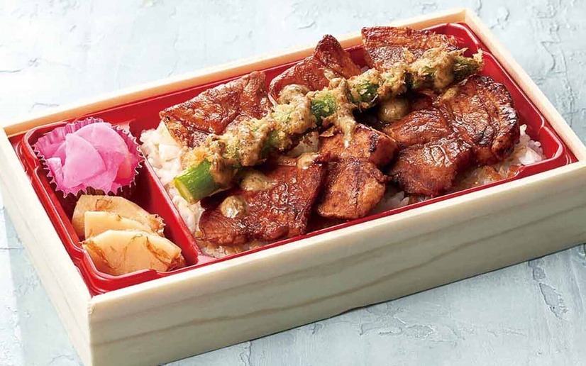 ［十勝清水］ドライブインいとう　清水本店／旬のアスパラ＆２階建て豚丼弁当（１折）2,376円