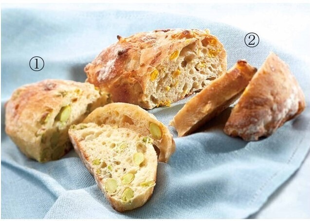［旭川］DAPAS／①枝豆チャパタ②とうもろこしのパン（１個）各381円