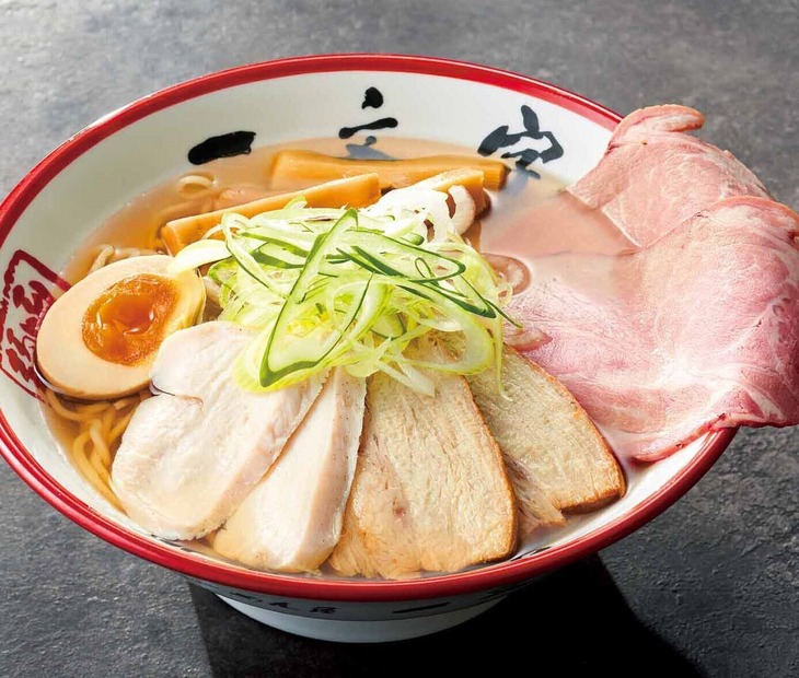 ［函館］麺や一文字／函館塩ラーメン３種のチャーシュー乗せ（１杯）1,650円