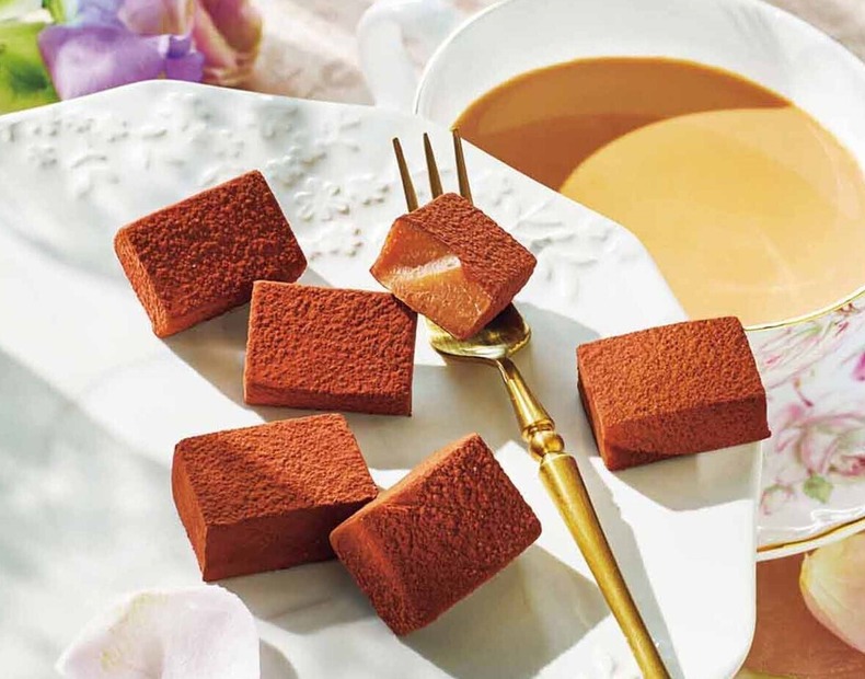 ［札幌］ロイズ／生チョコレート（ロイヤルミルクティー、２０粒、１箱）999円