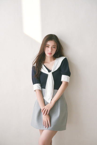 宮本茉由が着こなす、「2025 SUMMER　COLLECTION」