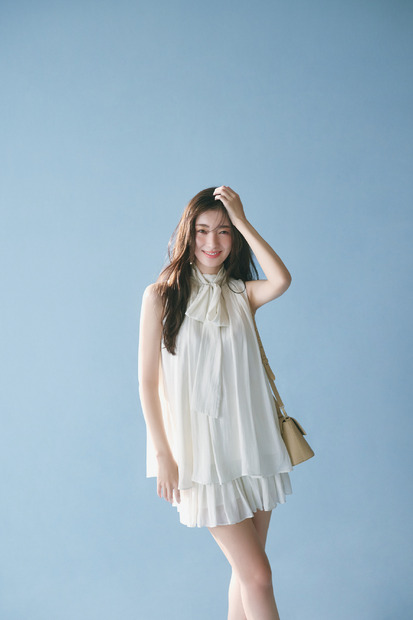 宮本茉由が着こなす、「2025 SUMMER　COLLECTION」
