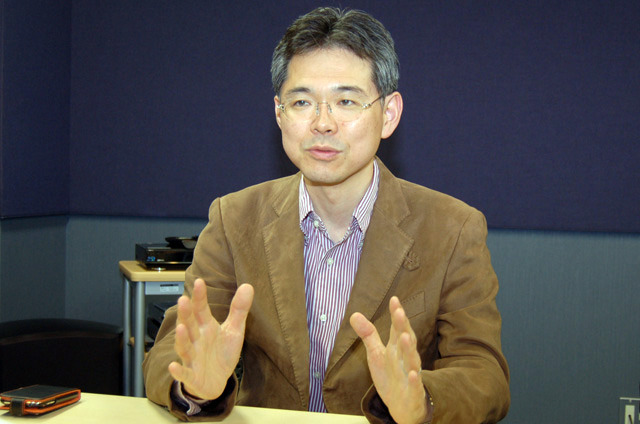 奥井敦氏