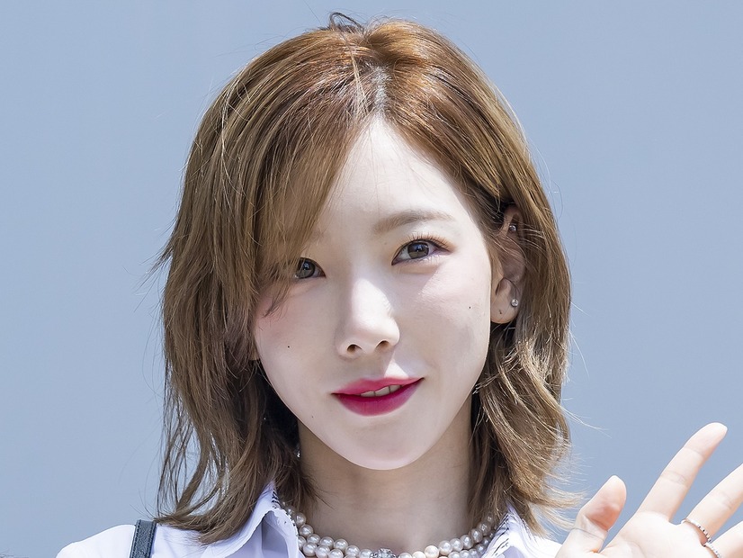 日本公演が中止になった少女時代・テヨン、心境を吐露「奪われた気分…ファンに申し訳ない」
