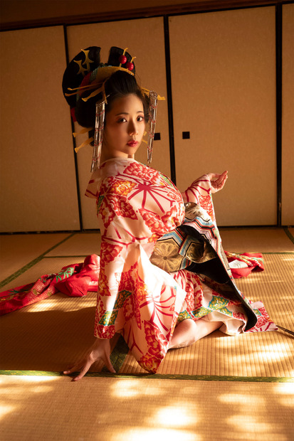 SPA!グラビアン魂デジタル写真集 鈴木ふみ奈「花魁の誘惑」　提供：週刊SPA!編集部 撮影／佐藤裕之 スタイリング／角藤智美 ヘアメイク／小野真由美