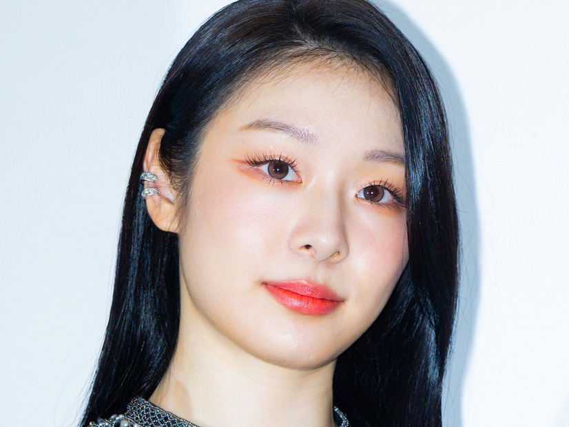 “ぱっちりお目々”も健在！34歳のフィギュア女王キム・ヨナ、真っ白肌×真っ赤リップの美貌に見とれる…【PHOTO】