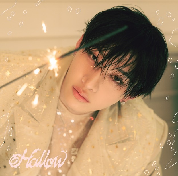 Stray Kidsの日本3rdミニアルバム『Hollow』ジャケット写真