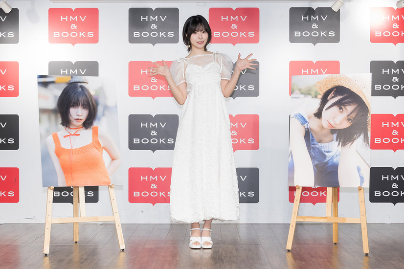 『Liyuu 2nd写真集 ヒトミ』（KADOKAWA）発売記念イベント　合同取材の様子
