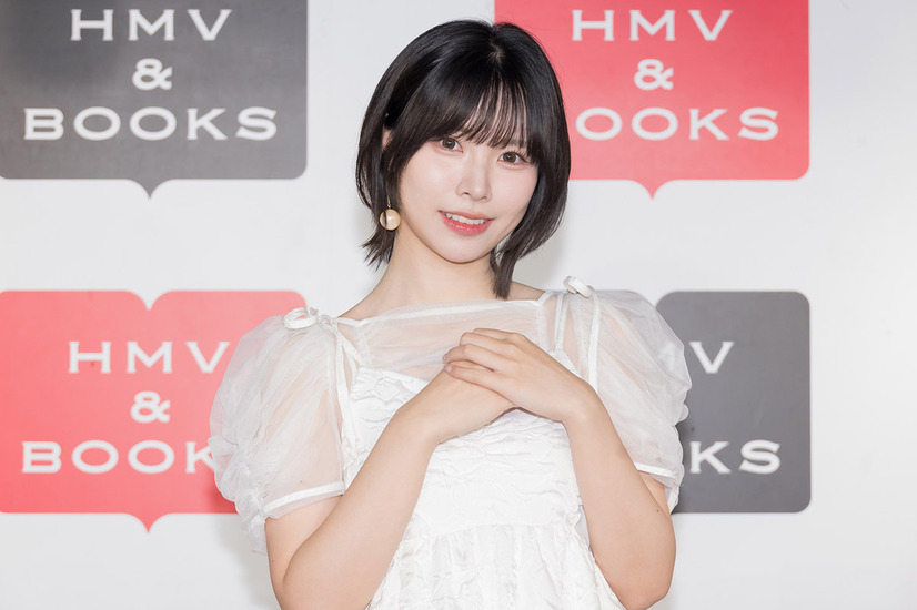 『Liyuu 2nd写真集 ヒトミ』（KADOKAWA）発売記念イベント　合同取材の様子