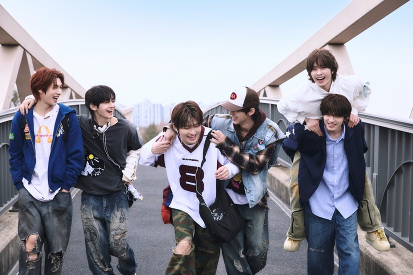 TWS　(P)&(C) PLEDIS Entertainment