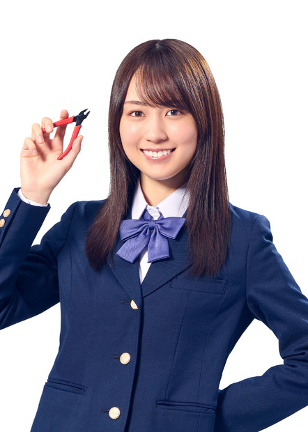 高嶺瑠夏（賀喜遥香）　（C）「量産型ルカ」製作委員会