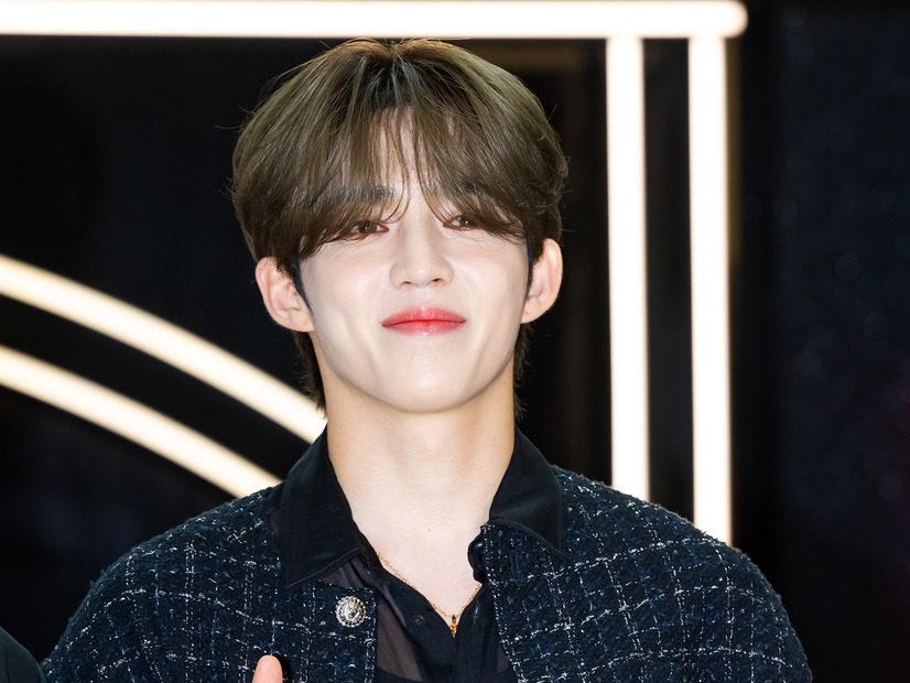 SEVENTEEN・エスクプス、学ラン姿がまるでアニメキャラ！“爆イケビジュ”に「先輩、反則です」【PHOTO】