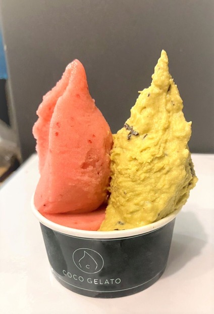 「ドバイチョコとあまおうのジェラート・ダブル」イートイン 990円(1カップ)《各日販売予定30点》