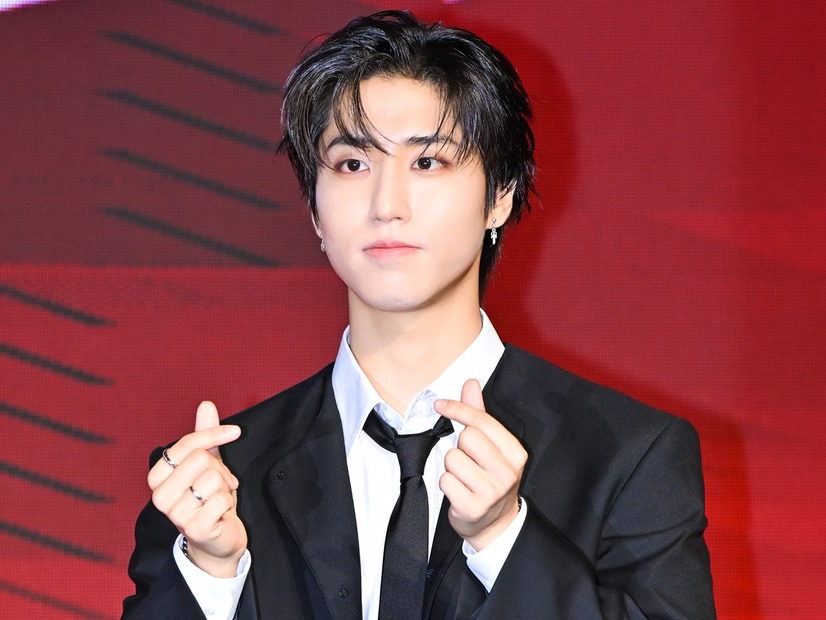 「沼でしかない」Stray Kids・ハン、オフ感漂うパジャマ×すっぴん姿にファンメロメロ【PHOTO】