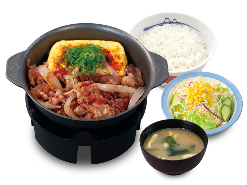 旨辛豆腐牛バラ焼定食　 890円