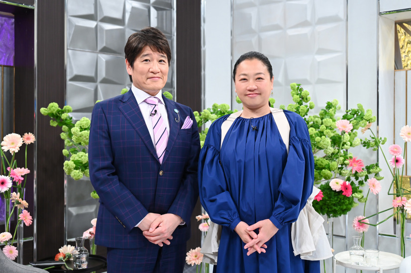 5月25日よる10時から放送される『日曜日の初耳学』　(C)MBS