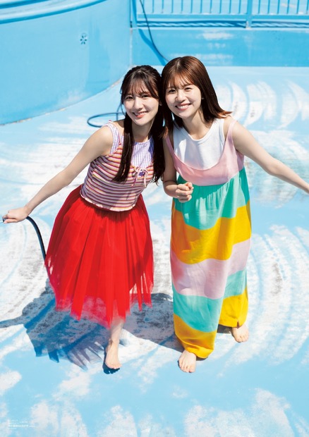 「B.L.T.2025年7月号」ローソンエンタテインメント購入特典ポスター【河田陽菜＆松田好花（日向坂46）】表