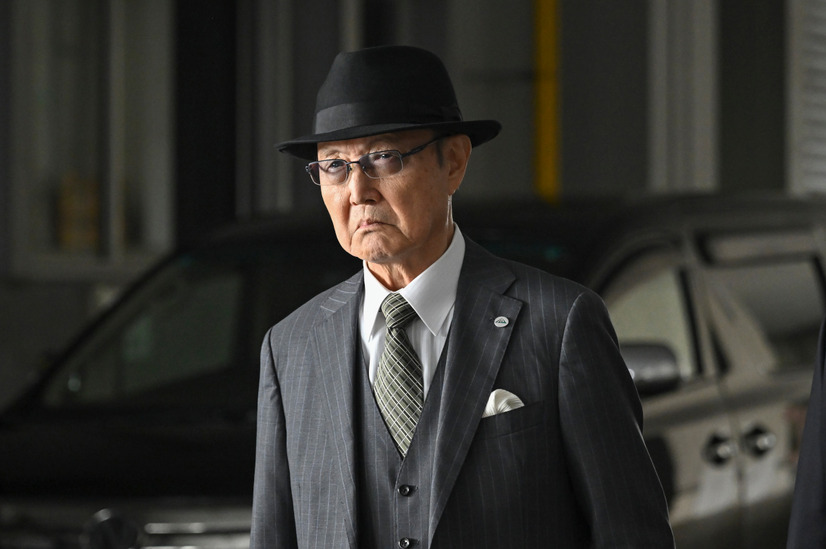 阿部寛主演ドラマ『キャスター』最終章　（C）TBS