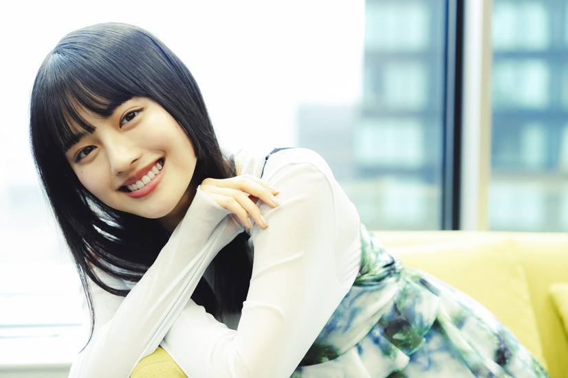 上坂樹里1st写真集『タイトル未定』（幻冬舎）　撮影：神藤剛