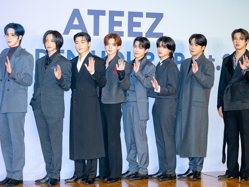ATEEZ、新アルバムフォト公開！大人の色気と爽やかさが共存するビジュアルでファンを魅了