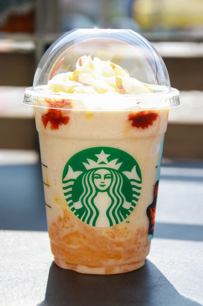 ホットハニー オリエンタル マンゴー & ティー フラペチーノ