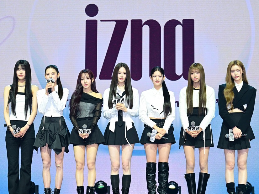 日本人メンバー所属のizna、新曲『BEEP』が音源チャートで急上昇！“スーパールーキー”らしい存在感
